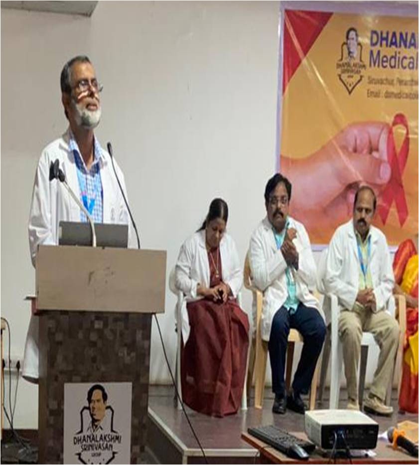 Dr. Essa Mohamed Rafique speaking at a medical conference